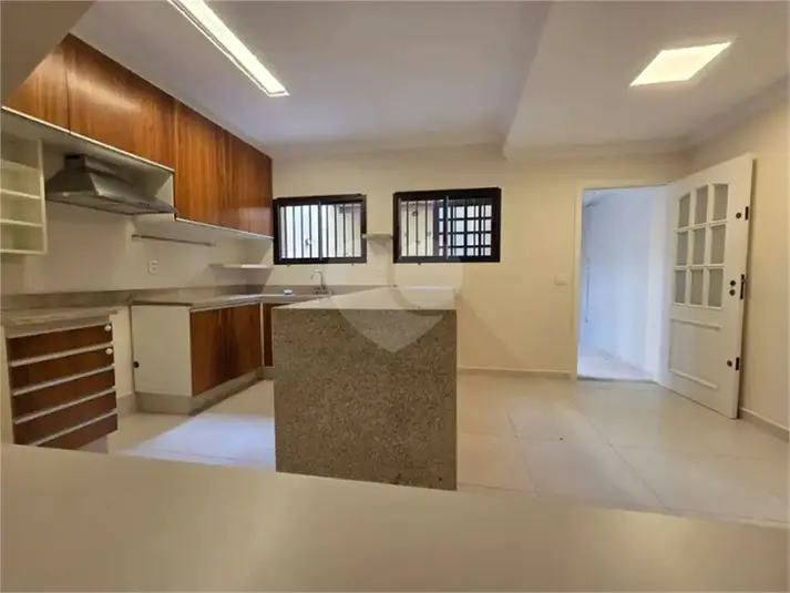 Sobrado com 3 quartos à venda ou para alugar em Lapa – SP
