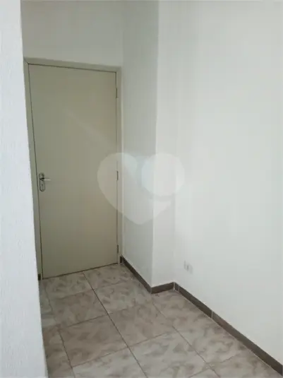 Casa térrea com 1 quarto para alugar em Vila dos Remédios – SP