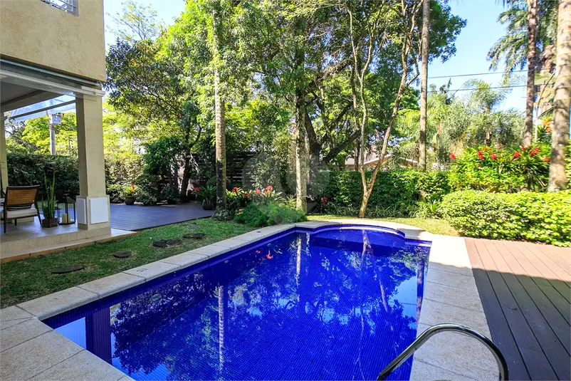 Condomínio com 4 quartos à venda em Jardim Cordeiro – SP