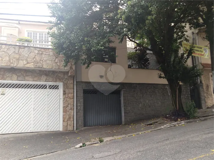 Casa térrea com 3 quartos à venda ou para alugar em Casa Verde – SP