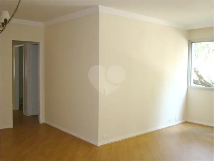 Apartamento com 3 quartos para alugar em Paraíso – SP