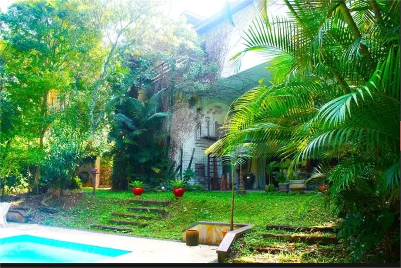 Sobrado com 5 quartos à venda em Jardim dos Estados – SP
