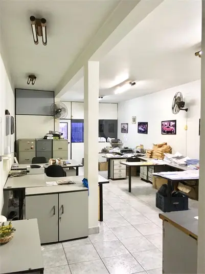Prédio inteiro à venda em Vila Mariana – SP