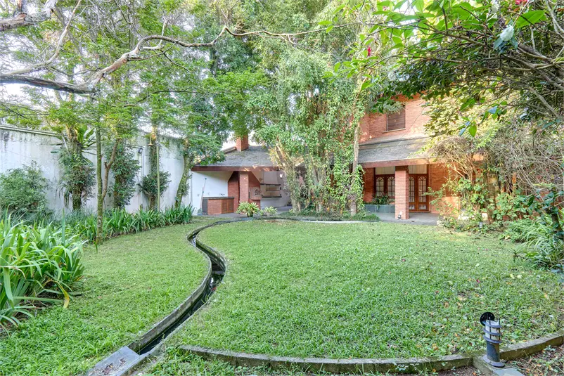 Sobrado com 5 quartos à venda em Jardim dos Estados – SP