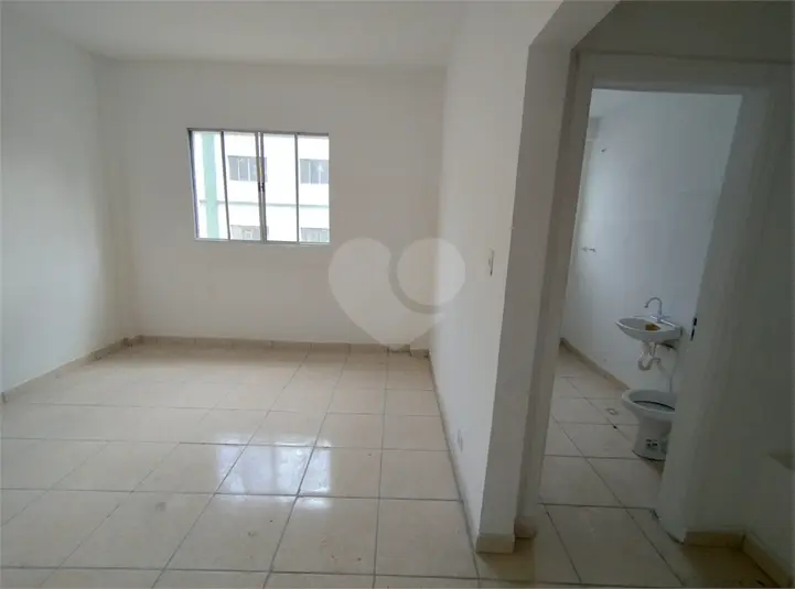 Salas com 1 quarto à venda ou para alugar em Santa Cecília – SP