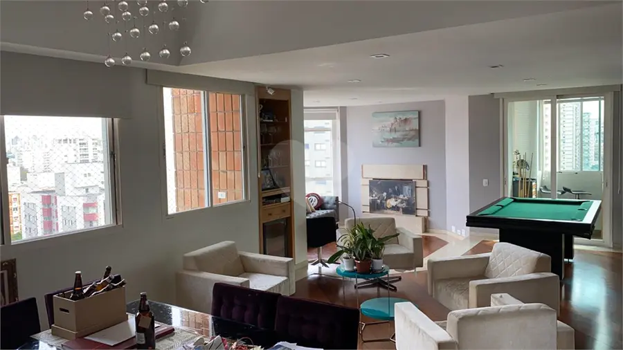 Apartamento com 4 quartos à venda em Moema – SP