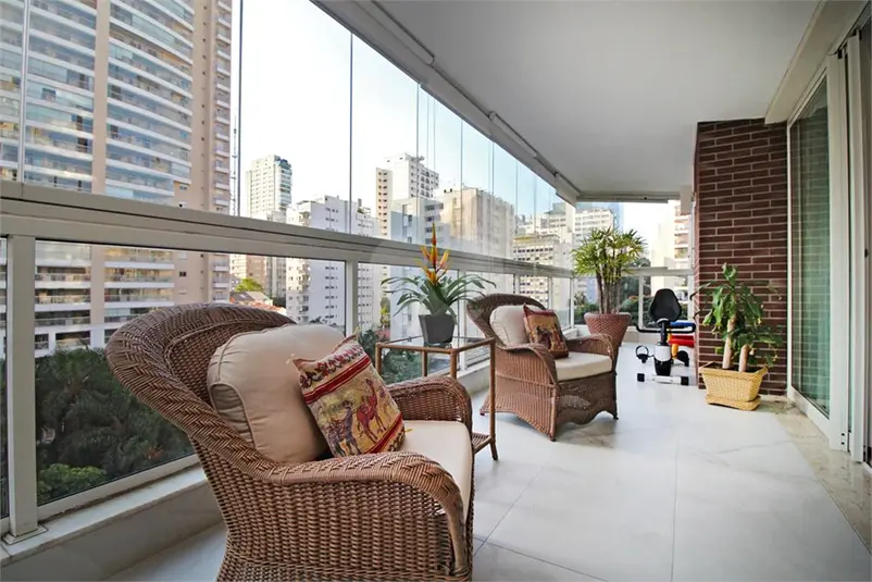 Apartamento com 4 quartos à venda em Paraíso – SP