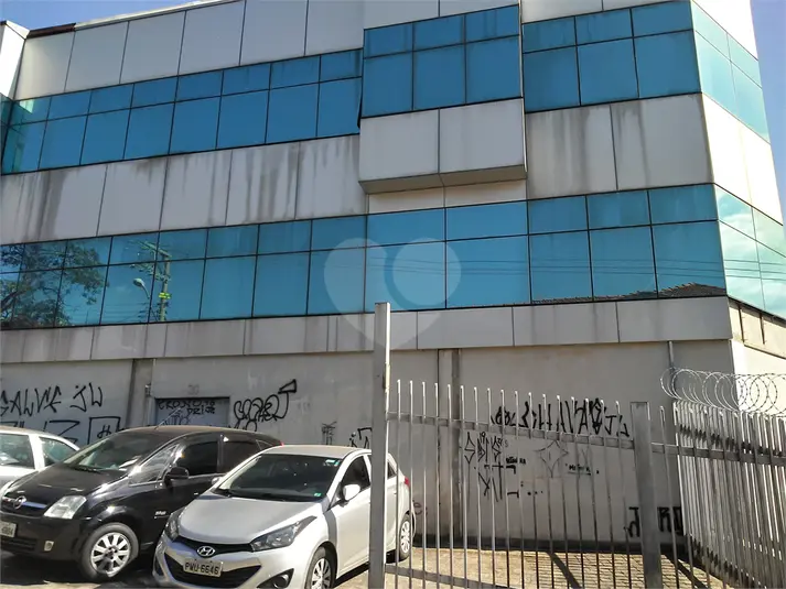Prédio inteiro à venda em Vila Guilherme – SP