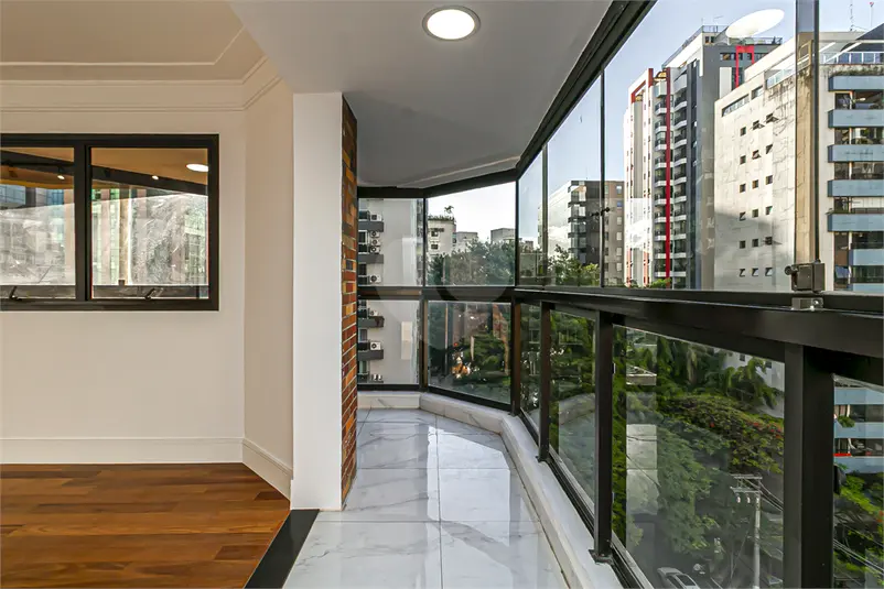 Apartamento com 4 quartos à venda em Vila Nova Conceição – SP