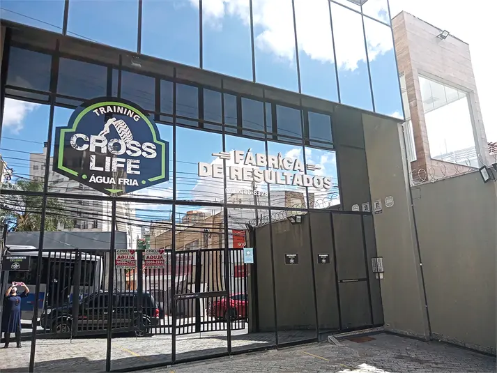 Prédio inteiro à venda em Santana – SP