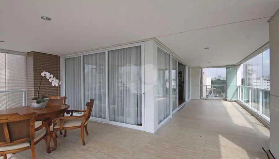 Apartamento com 3 quartos à venda em Ibirapuera – SP