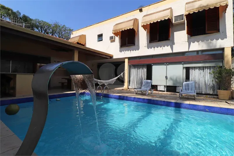 Casa com 4 quartos à venda em Alto de Pinheiros – SP