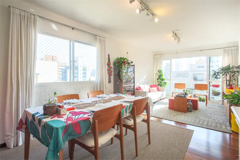 Apartamento com 3 quartos à venda em Moema – SP