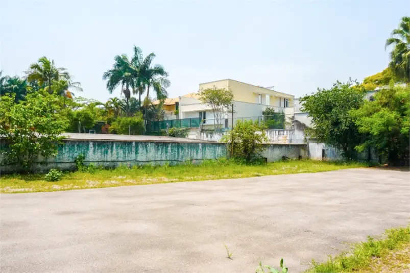 Terreno à venda em Jardim Europa – SP
