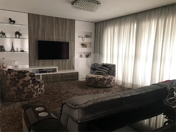 Apartamento com 4 quartos à venda ou para alugar em Jardim Avelino – SP