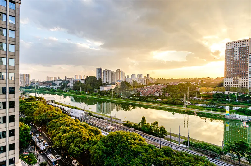 Apartamento com 2 quartos para alugar em Brooklin – SP