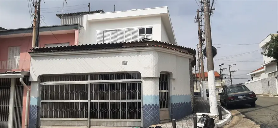 Sobrado com 4 quartos para alugar em Vila Darli – SP