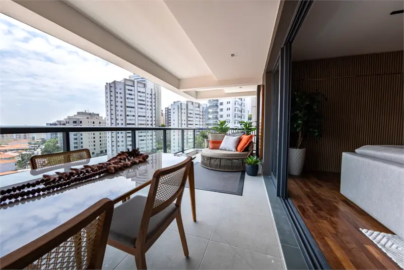 Apartamento com 3 quartos à venda em Alto de Pinheiros – SP