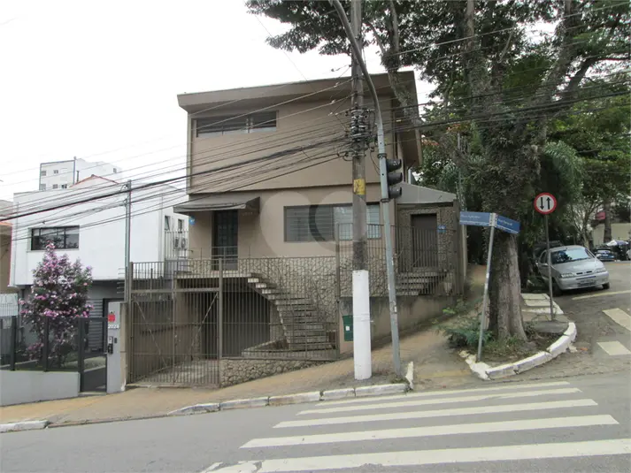 Sobrado com 1 quarto para alugar em Perdizes – SP