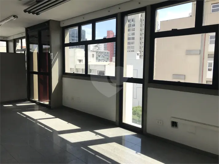 Salas à venda ou para alugar em Paraíso – SP