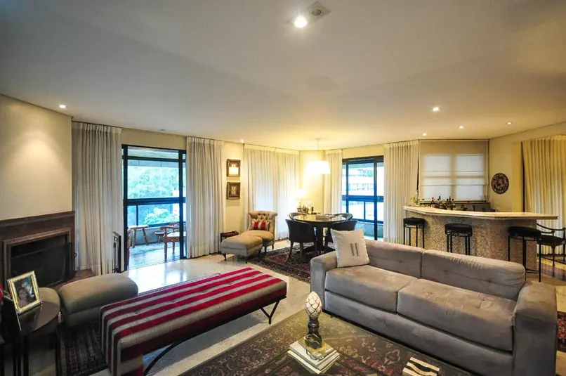 Apartamento com 4 quartos à venda em Morumbi – SP