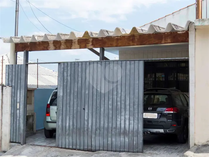 Casa térrea com 3 quartos à venda em Limão – SP