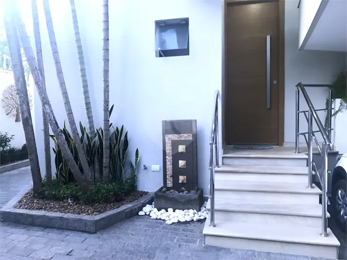 Sobrado com 3 quartos à venda em Alto da Boa Vista – SP