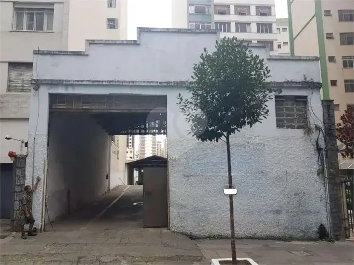 Prédio inteiro à venda em Higienópolis – SP