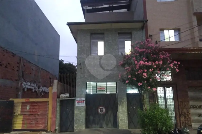Sobrado com 1 quarto à venda em Pari – SP