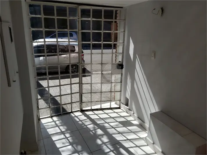 Casa com 1 quarto para alugar em Santana – SP