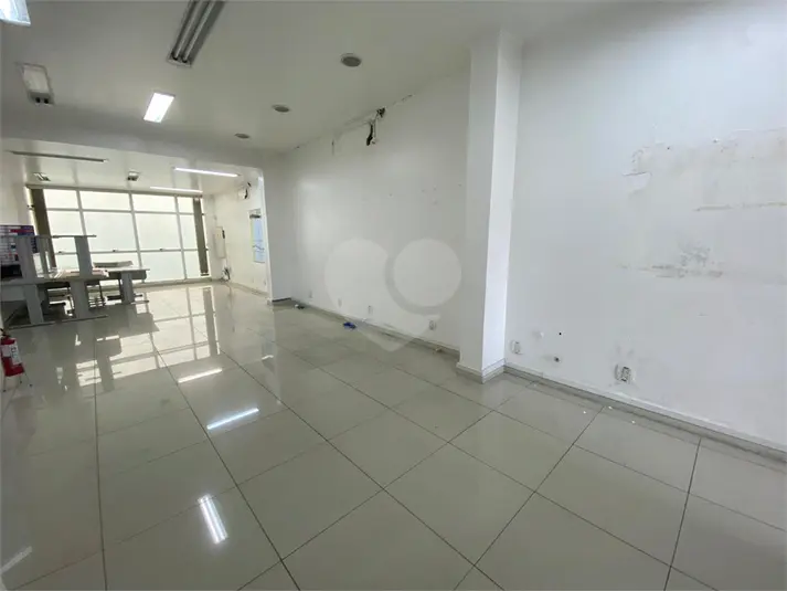 Prédio inteiro à venda em Jaguaré – SP