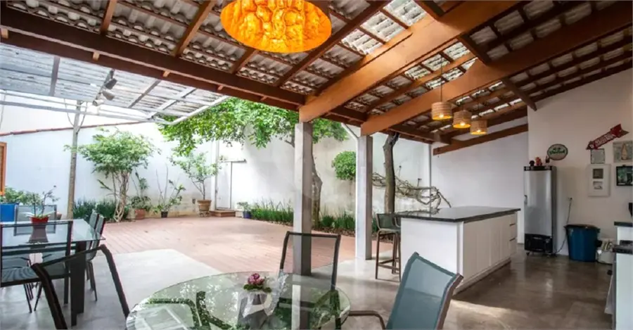 Casa com 4 quartos à venda em Alto da Lapa – SP
