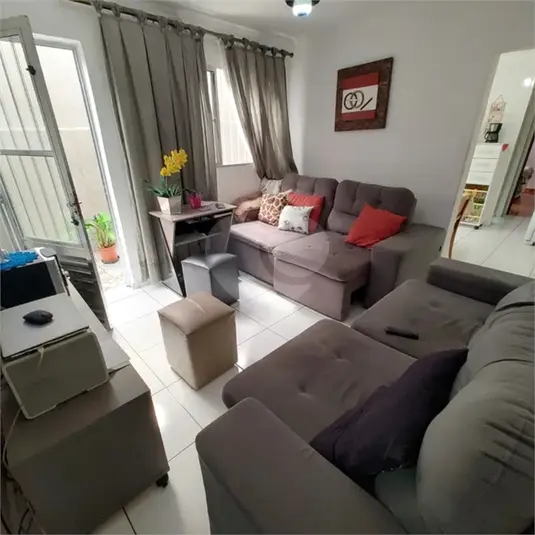 Casa com 2 quartos à venda em Parque Maria Domitila – SP