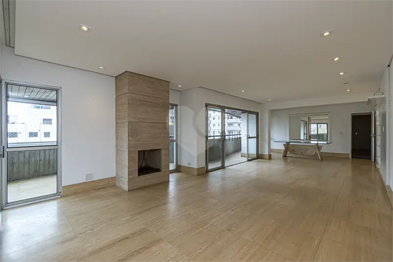 Apartamento com 3 quartos à venda em Moema – SP