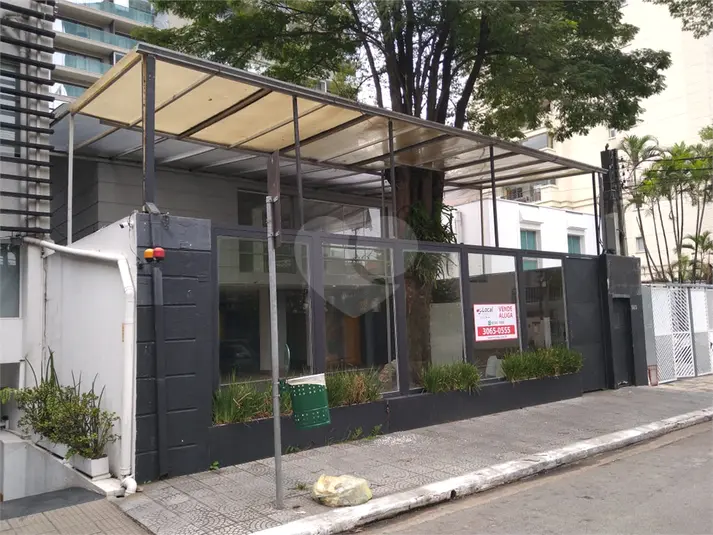 Prédio inteiro à venda em Pinheiros – SP