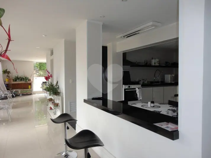 Apartamento com 4 quartos à venda em Bela Vista – SP