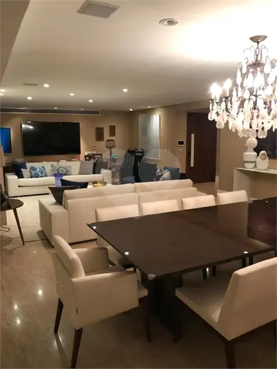 Apartamento com 4 quartos à venda em Moema – SP