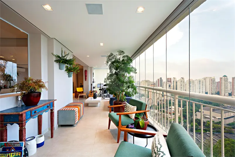 Apartamento com 4 quartos à venda em Morumbi – SP