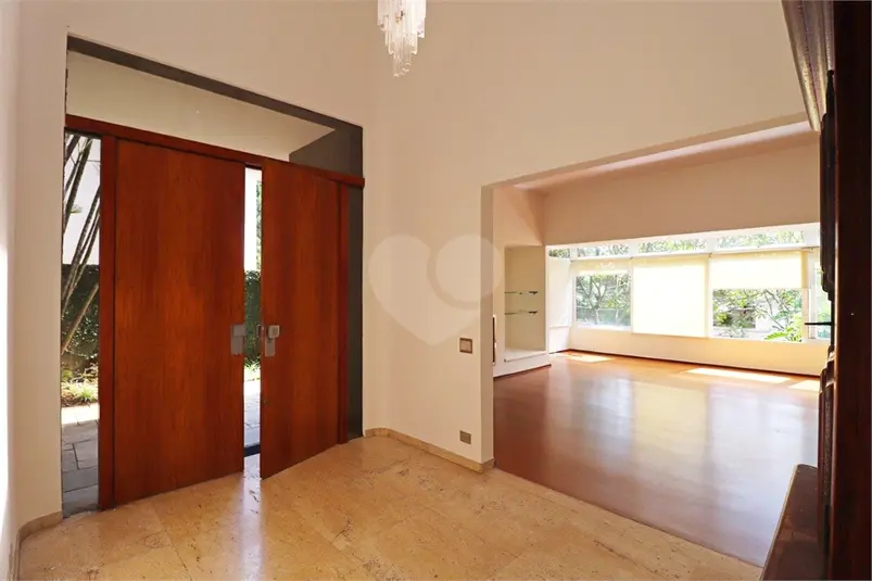 Casa com 5 quartos à venda em Pacaembú – SP