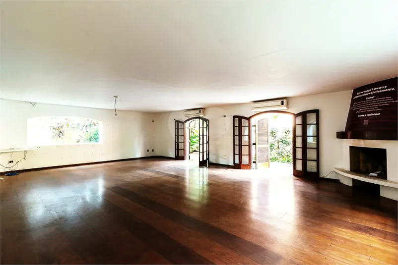 Casa com 4 quartos à venda em Vila Madalena – SP