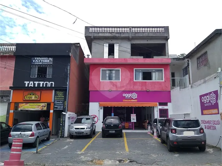 Prédio inteiro à venda ou para alugar em Freguesia do Ó – SP
