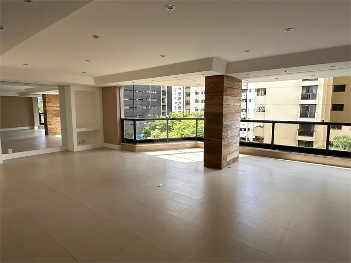 Apartamento com 3 quartos à venda em Itaim Bibi – SP