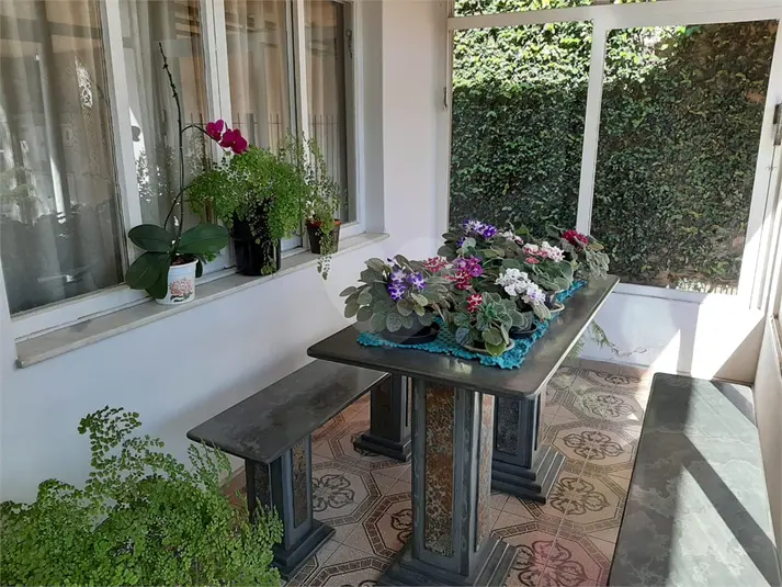 Casa com 4 quartos à venda em Vila Sônia – SP
