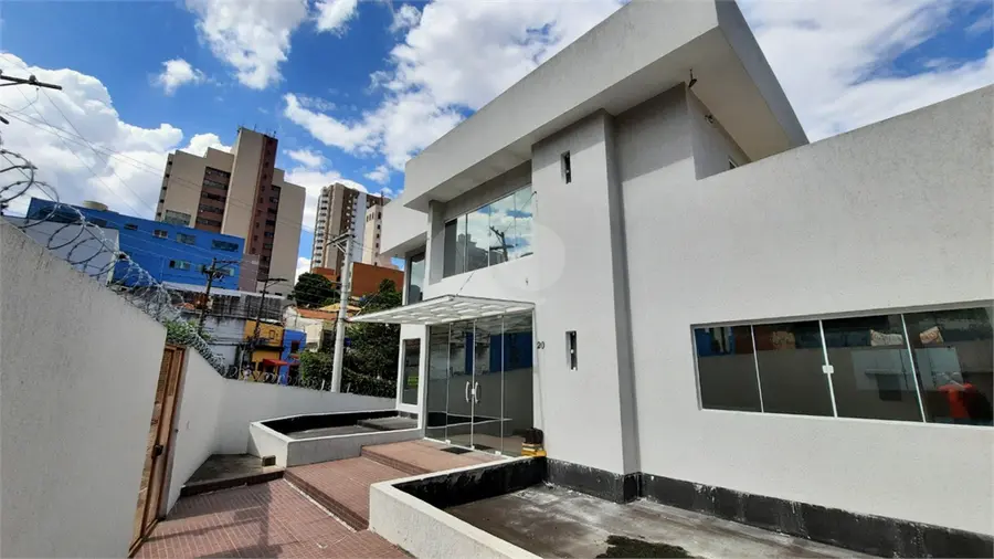 Prédio inteiro à venda em Santana – SP