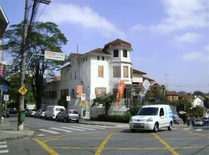 Sobrado com 6 quartos à venda ou para alugar em Higienópolis – SP