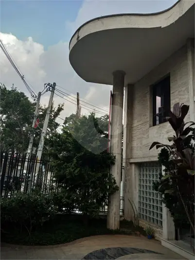 Prédio inteiro à venda em Alto da Mooca – SP
