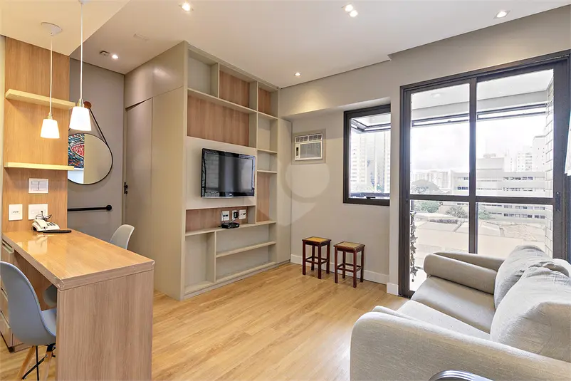 Flat com 1 quarto à venda em Moema – SP
