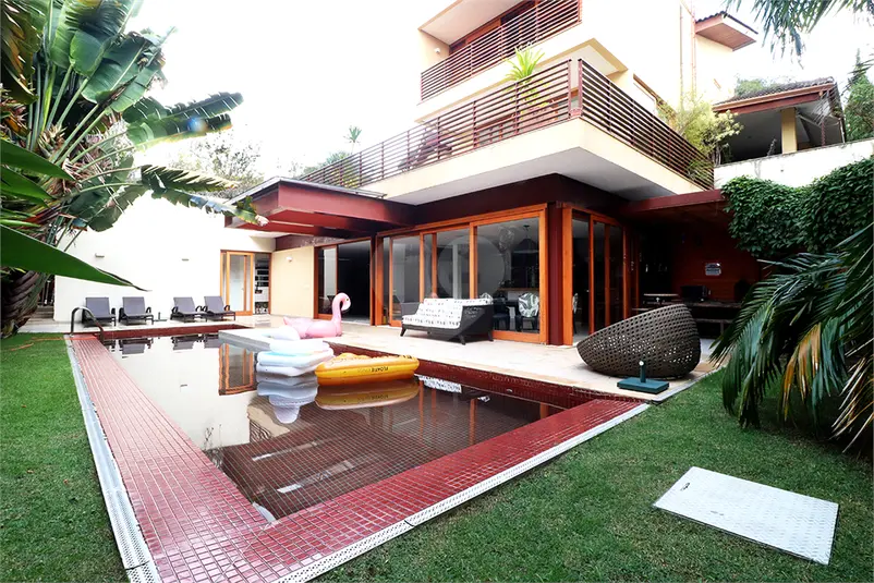 Casa com 4 quartos à venda em Morumbi – SP