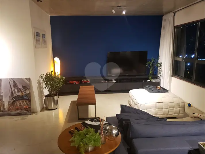 Loft com 1 quarto à venda ou para alugar em Brooklin – SP