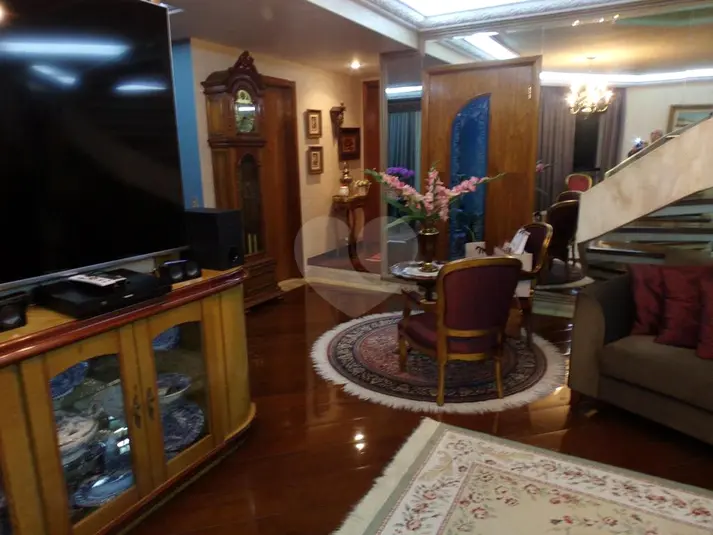 Apartamento com 6 quartos à venda em Santana – SP